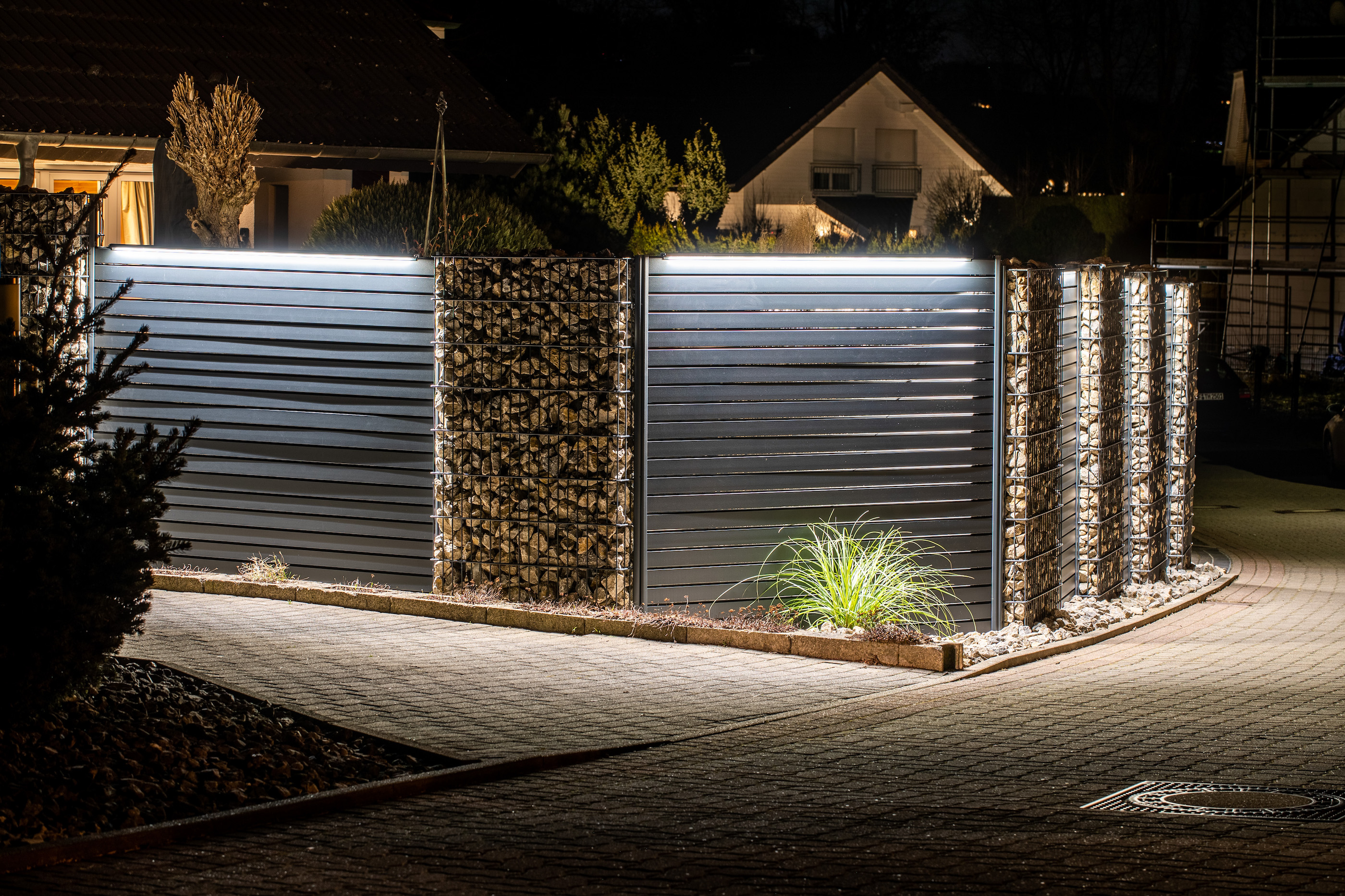LED Leuchtleisten Starter-Set 5x 173,3 cm — anthrazit für WPC/Alu/Holz